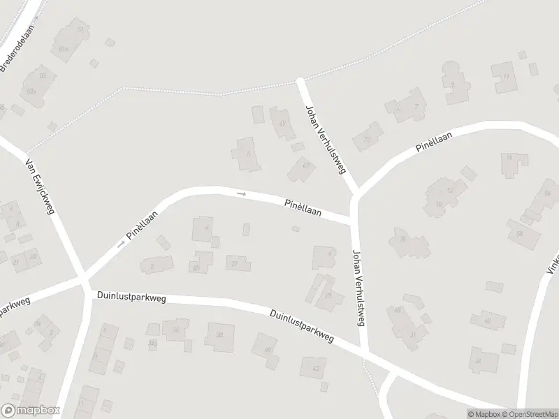 Ambulance met gepaste spoed naar de Pinèllaan in Bloemendaal