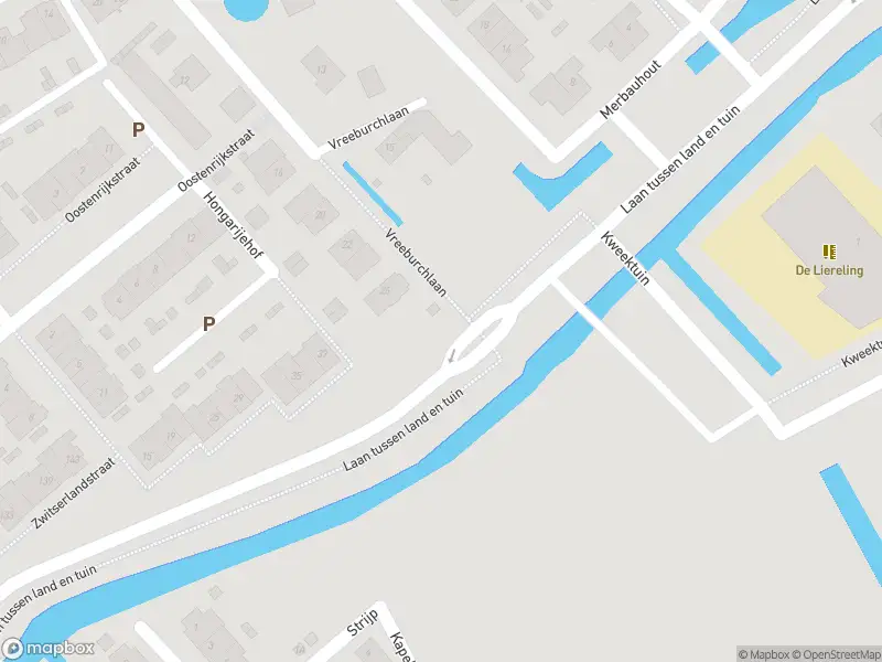 Brandweer met grote spoed naar de Parklaan in De Lier vanwege stankoverlast