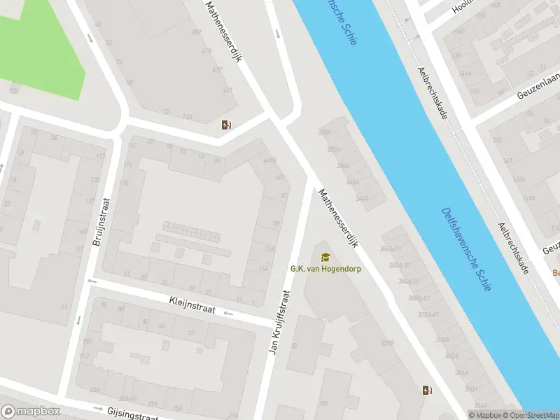 Ambulance met gepaste spoed naar de Jan Kruijffstraat in Rotterdam