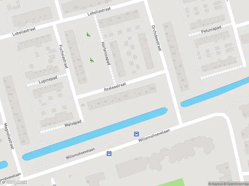 Ambulance met gepaste spoed naar de Azaleastraat in Spijkenisse