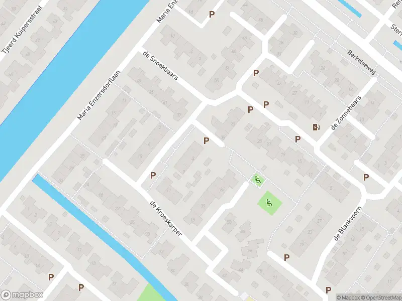 Ambulance met gepaste spoed naar de De Kroeskarper in Bergschenhoek