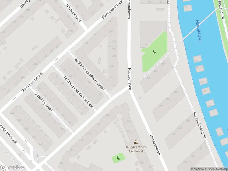 Ambulance met gepaste spoed naar de Steven Hoogendijkstraat in Rotterdam