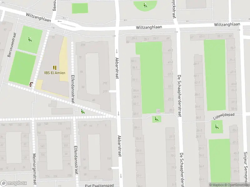 Brandweer met grote spoed naar de Lauernessestraat in Amsterdam vanwege afhijsen patient