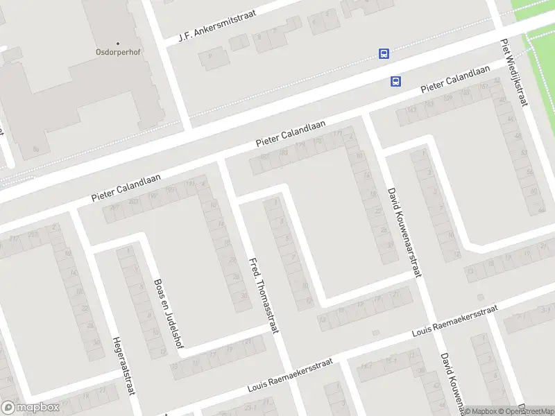 Ambulance met grote spoed naar de Colnot en Poonshof in Amsterdam