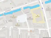 Ambulance met gepaste spoed naar de Atjehstraat in Leiden