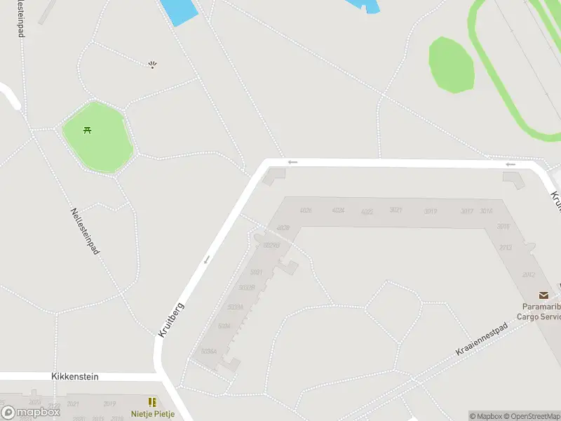 Brandweer met gepaste spoed naar de Kikkenstein in Amsterdam vanwege een liftopsluiting