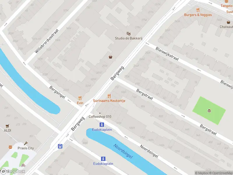 112 melding Ambulance met grote spoed naar de Bergweg in Rotterdam