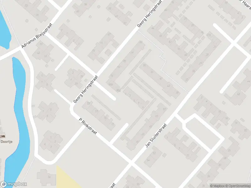 Ambulance met grote spoed naar de Paulus Rinkstraat in Volendam