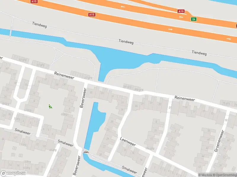 Brandweer met grote spoed naar de Reinenweer in Sliedrecht vanwege personen te water