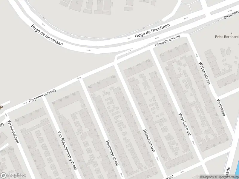 Ambulance met gepaste spoed naar de Reinkenstraat in Dordrecht