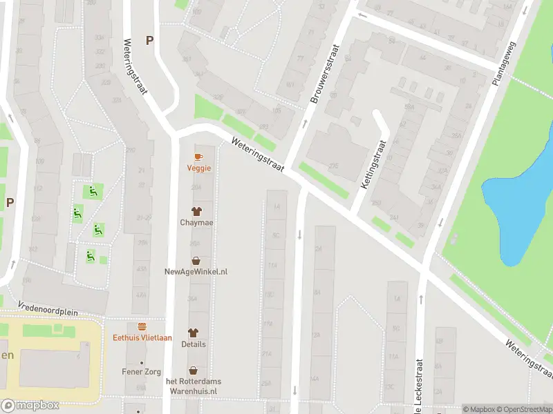 Ambulance met grote spoed naar de Marinus van der Stoepstraat in Rotterdam