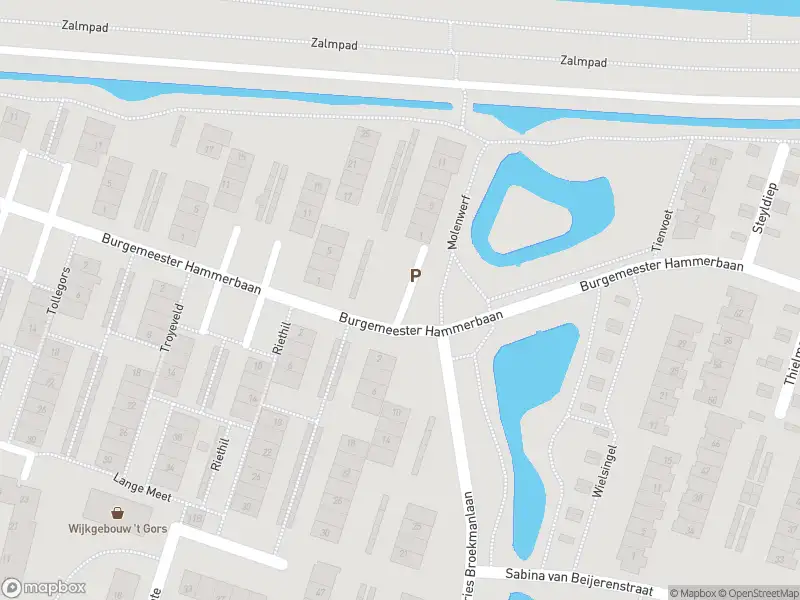 Ambulance met grote spoed naar de Molenwerf in Oud-Beijerland