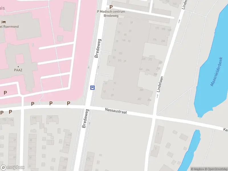 Brandweer met gepaste spoed naar de Nassaustate in Roermond vanwege een liftopsluiting