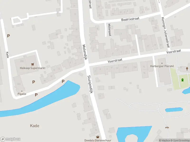 Ambulance met grote spoed naar de Voorstraat in Piershil