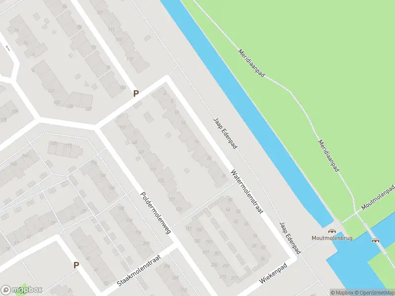 Brandweer met gepaste spoed naar de Watermolenstraat in Almere