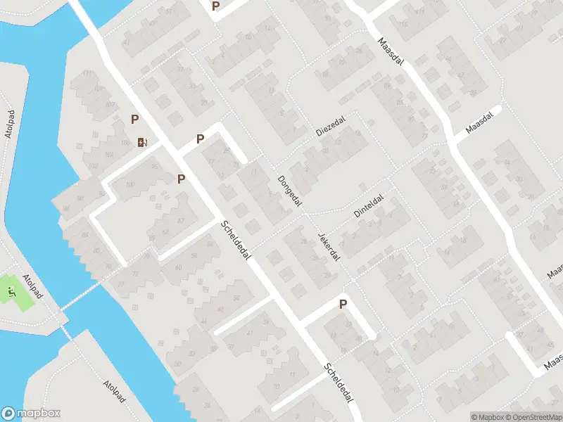 Ambulance met gepaste spoed naar de Dongedal in Capelle aan den IJssel