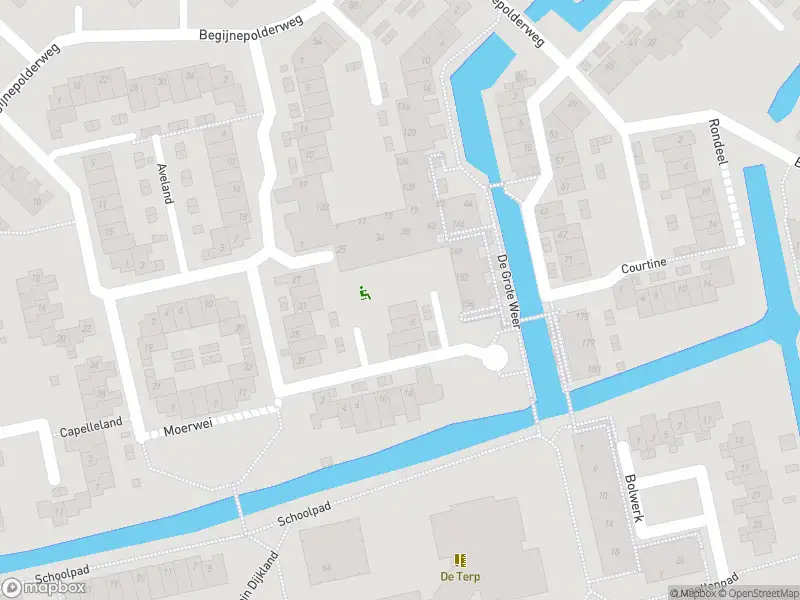 Ambulance met grote spoed naar de De Vennen in Weesp