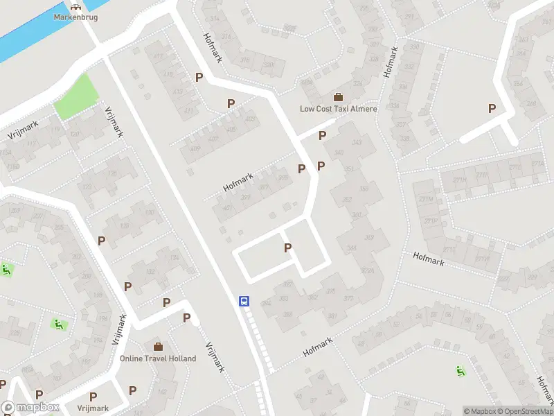 Brandweer met gepaste spoed naar de Gildemark in Almere vanwege een buitenbrand