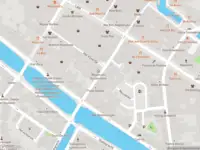 Ambulance met grote spoed naar de Hofstraat in Alkmaar