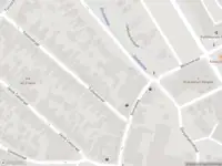 Brandweer met gepaste spoed naar de Emmaweg in Hengelo vanwege stormschade