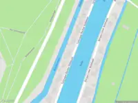 Ambulance met gepaste spoed naar de Terbregse Rechter Rottekade in Rotterdam