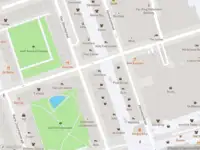 Ambulance met grote spoed naar de Lijnbaan in Rotterdam