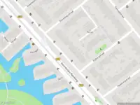 Ambulance met gepaste spoed naar de Burgemeester Den Haan-Groenpark in Voorburg