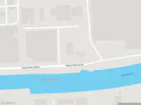 Ambulance en brandweer met grote spoed naar de Haven Noordzijde in Scheemda