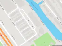 Ambulance met grote spoed naar de Piet Cottaarstraat in Rotterdam