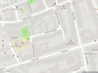 Brandweer met gepaste spoed naar de Steenstraat in Arnhem