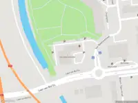 Ambulance met grote spoed naar de Van Beethovenplein in Schiedam