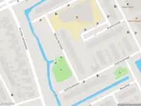 Brandweer met gepaste spoed naar de Willem Marislaan in Maassluis