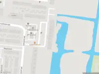 Ambulance met gepaste spoed naar de Leeuwstraat in Dordrecht