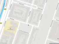 Brandweer met gepaste spoed naar de Christiaan Huygensplein in Haarlem