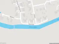 Brandweer met gepaste spoed naar de Hoofdweg West in Nieuwolda