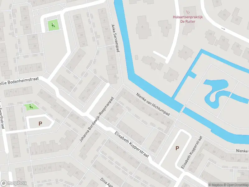 Ambulance met gepaste spoed naar de Nienke van Hichtumpad in Gorinchem