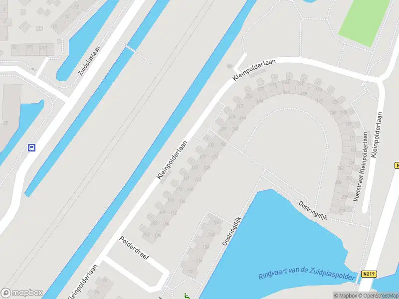 Ambulance met grote spoed naar de Kleinpolderlaan in Nieuwerkerk aan den IJssel