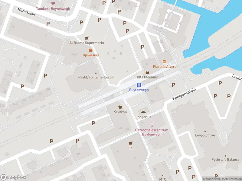 Ambulance met gepaste spoed naar de Madernarode in Zoetermeer