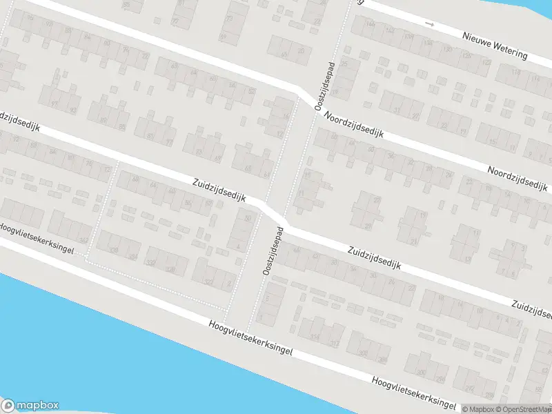 Ambulance met gepaste spoed naar de Oostzijdsepad in Hoogvliet Rotterdam