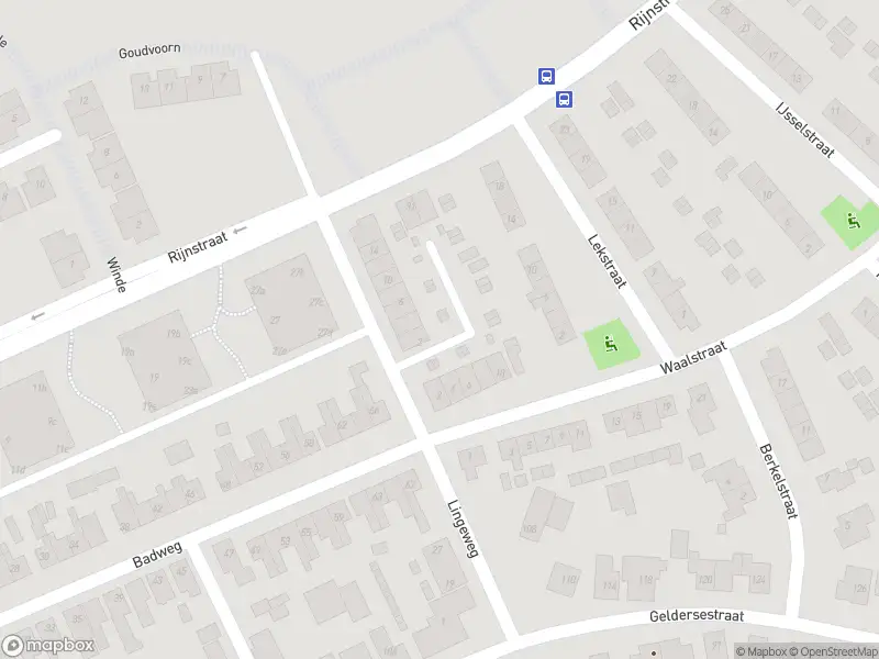 Brandweer met grote spoed naar de Burgemeester Verweijlaan in Geldermalsen vanwege afhijsen patient