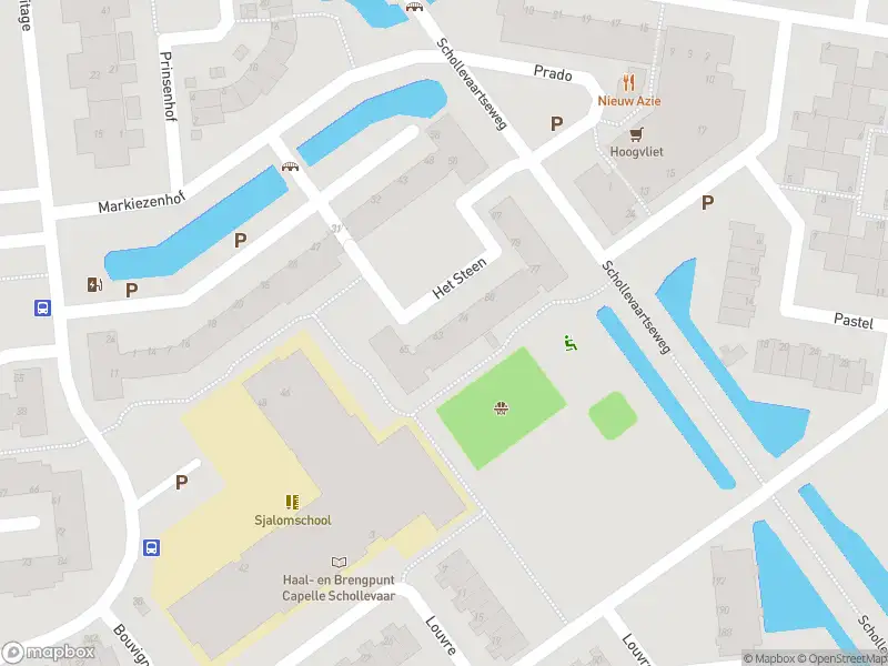 Ambulance met gepaste spoed naar de Het Steen in Capelle aan den IJssel