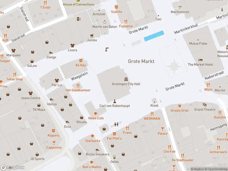 Brandweer met grote spoed naar de Grote Markt in Groningen vanwege gebouwbrand