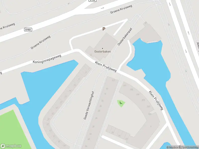 Ambulance met grote spoed naar de Goede Verwachtinghof in Hoogvliet Rotterdam