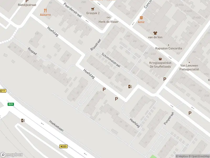 Ambulance met grote spoed naar de Hoefslag in Hoek van Holland