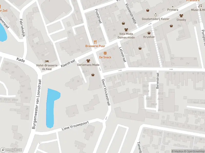 Brandweer met gepaste spoed naar de Geert Vinckestraat in Steenbergen