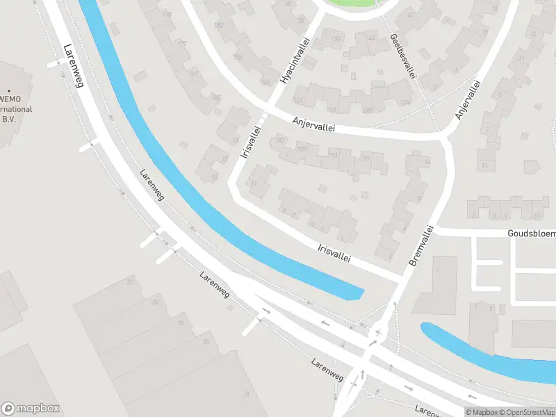 Brandweer met grote spoed naar de Irisvallei in 's-Hertogenbosch vanwege gebouwbrand