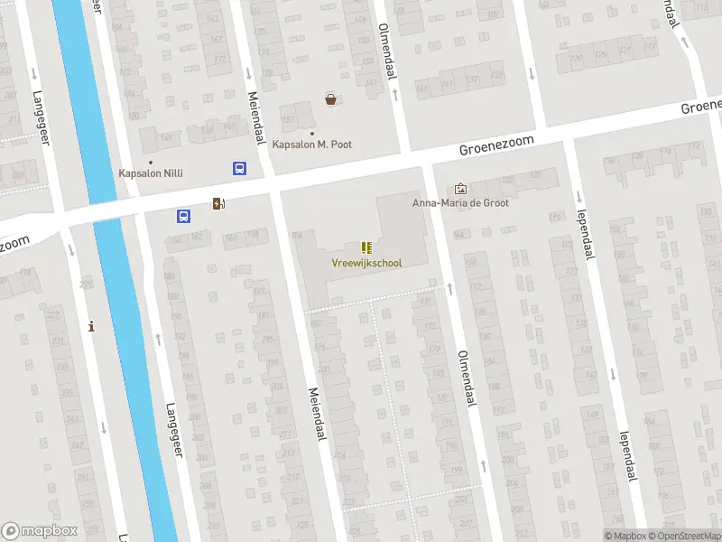 Ambulance met gepaste spoed naar de Olmendaal in Rotterdam