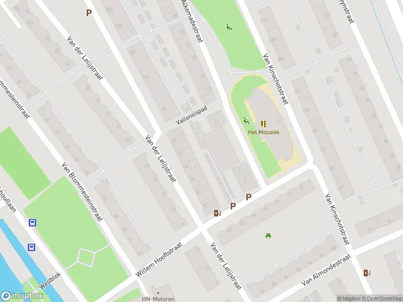 Ambulance met grote spoed naar de Van Almondestraat in Delft