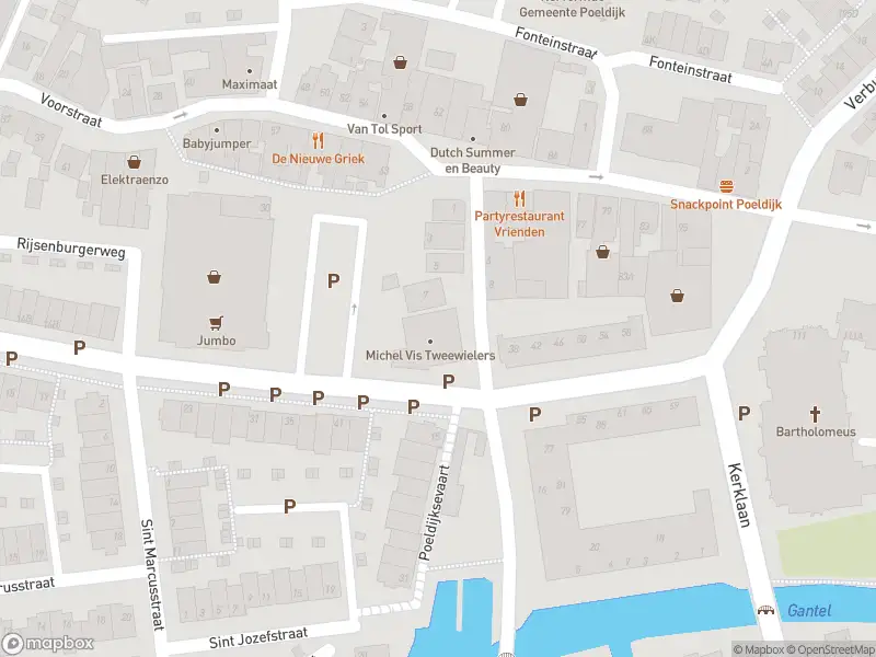 Ambulance met grote spoed naar de Poeldijksevaart in Poeldijk