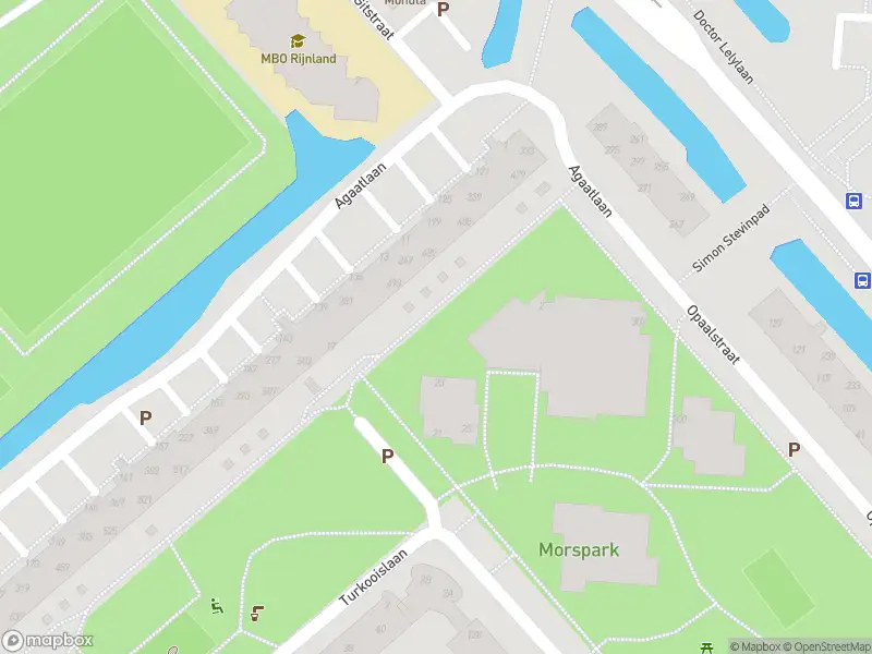 Traumahelikopter met grote spoed naar de Maansteenpad in Leiden